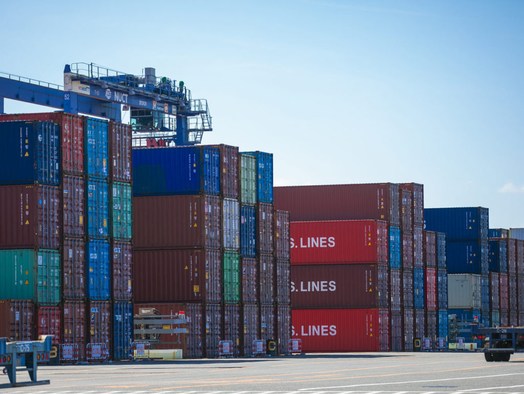 輸入貨物にトラブルがあり、多額のデマレージ費用が発生する可能性がある。